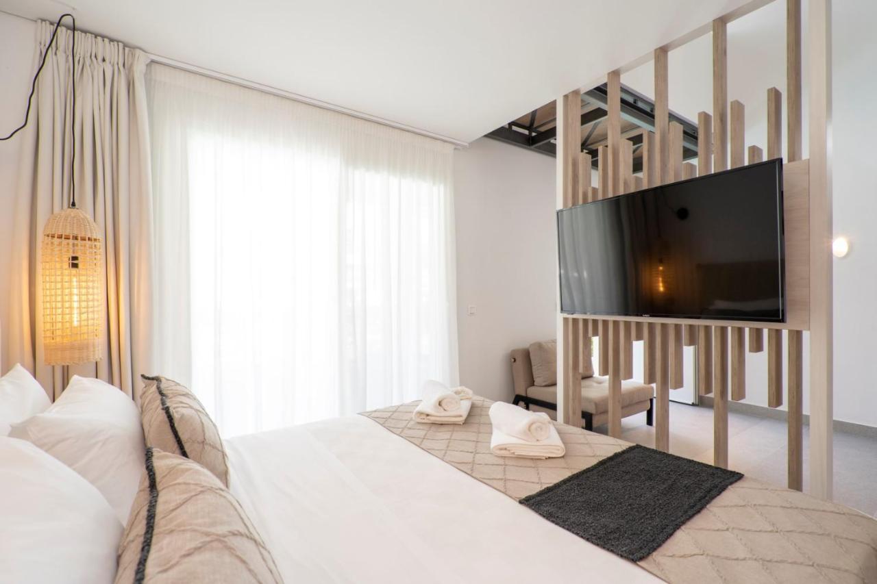 Mirablue Luxury Residences (Adults Only) Pefkochori Exterior photo