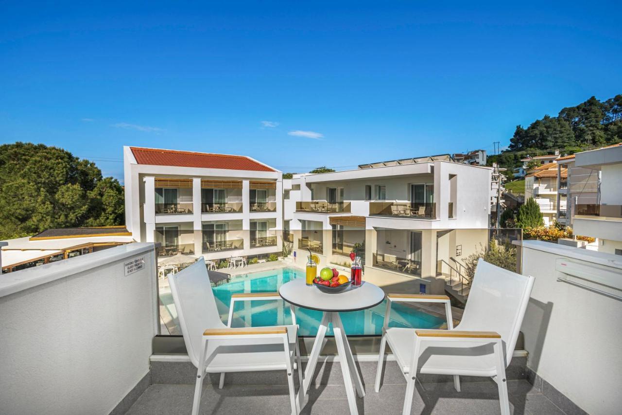 Mirablue Luxury Residences (Adults Only) Pefkochori Exterior photo