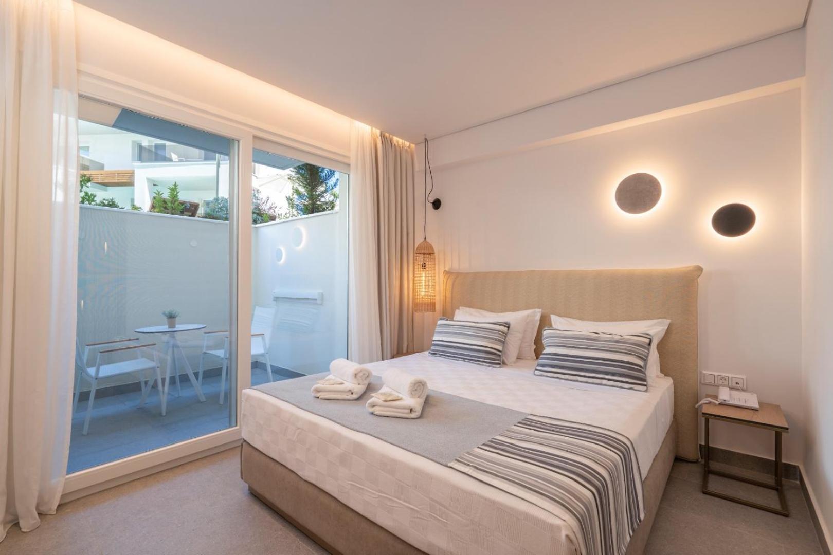 Mirablue Luxury Residences (Adults Only) Pefkochori Exterior photo